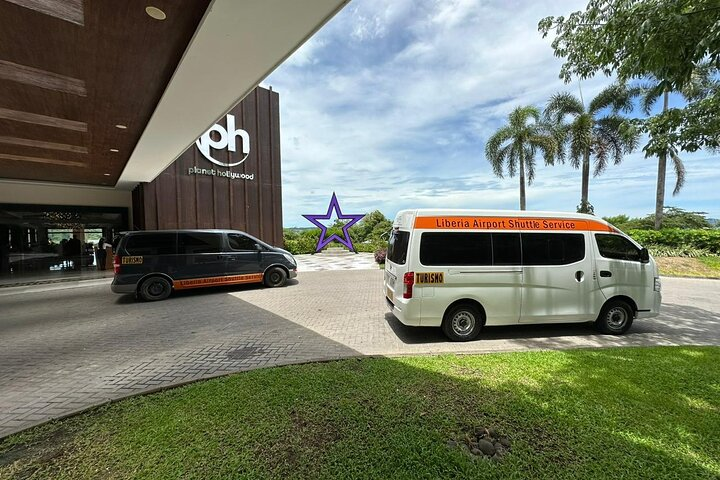 Planet Hollywood Shuttles Costa Rica - One Way - Photo 1 of 9